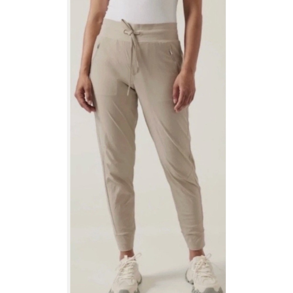 Athleta Women's Trekkie North Jogger Pants High Rise Pull On in Beige‎ Size 14